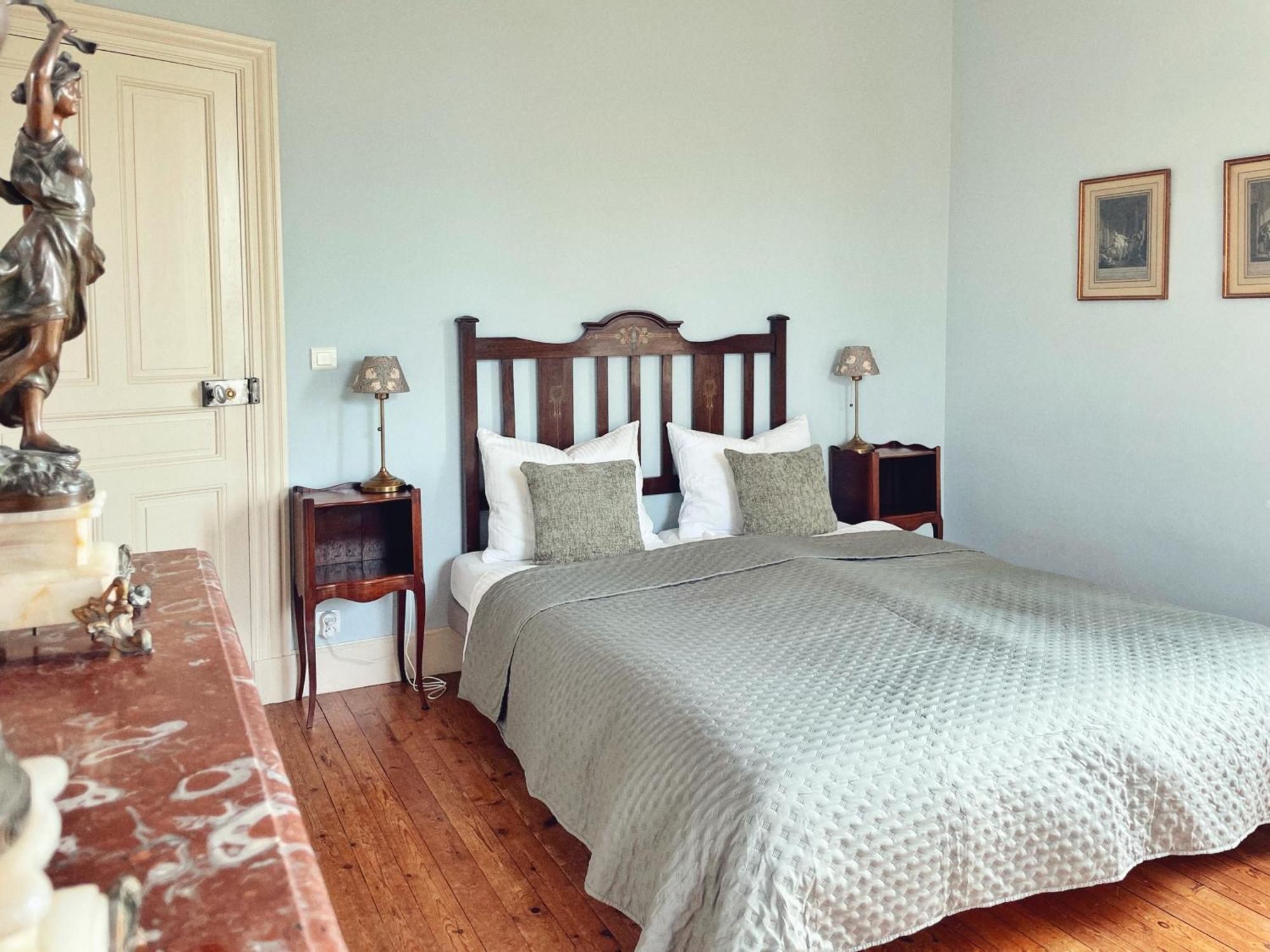 Bed and Breakfast Petit Chateau Le Piot Fleurance Exterior foto