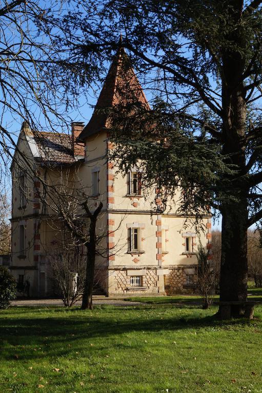 Bed and Breakfast Petit Chateau Le Piot Fleurance Exterior foto